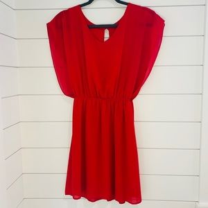 Red dress with keyhole back  👗